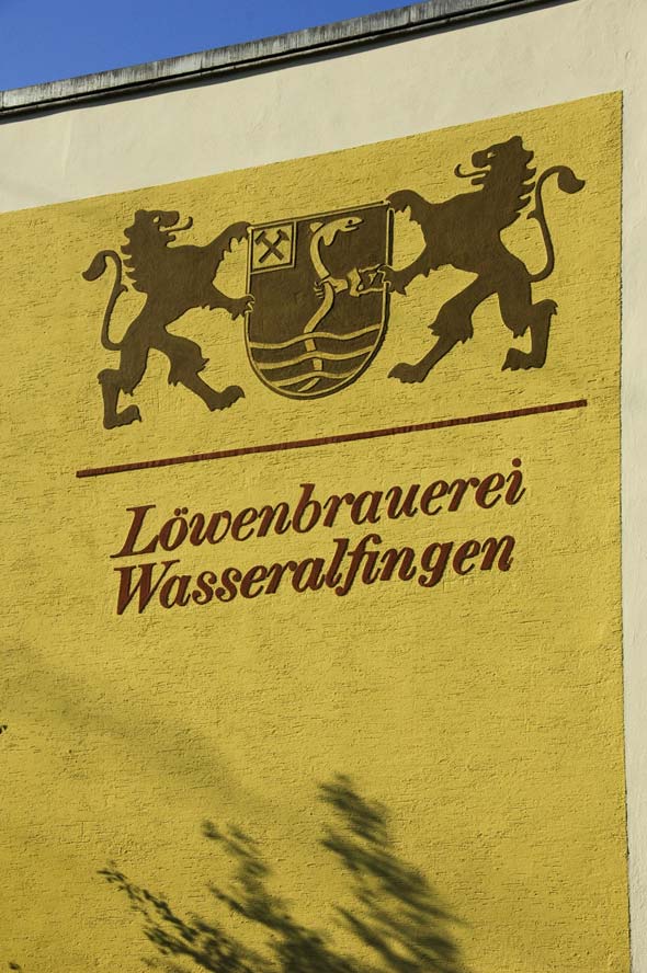 Con una produzione di circa 70.000 hl (esclusivamente di birra), oggi la Löwenbrauerei Wasseralfingen è il birrificio più grande del distretto regionale dell'Ost-Albkreis
