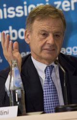  Dott. Corrado Clini Ministero Dell'Ambiente