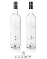 Nuova bottiglia design by designer Piet Boon in Vetro Flint packaging Acqua Minerale Vrumona