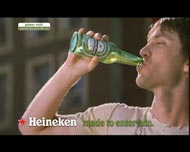 un frame dello spot birra Heineken  - Made to entertain