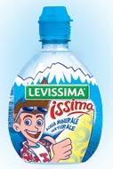 Bottiglia Speciale Design Borraccia Levissima Issima Estate Acqua Minerale