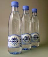 Bottiglie Acqua Minerale Saltum della Carlsberg con Bottiglie Design by Sipa
