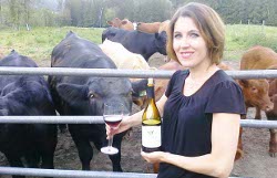 CON UNA  �DIETA AL VINO� SI RIDUCONO LE FLATULENZE DELLE MUCCHE E SI OTTIENE UNA MAGGIORE E MIGLIORE PRODUZIONE DI LATTE